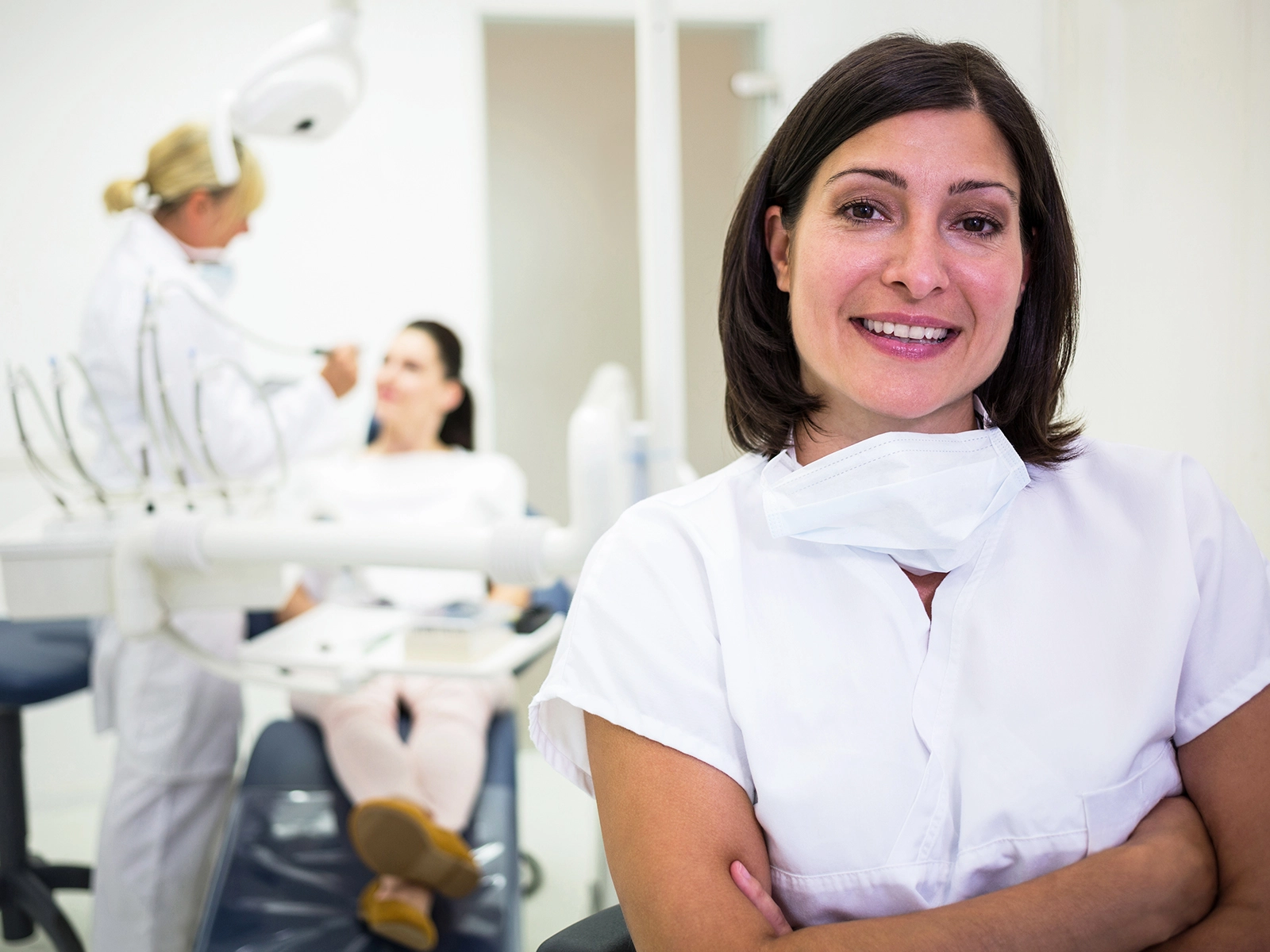 Challenges Faced by Female in the Dental Industry in 2024